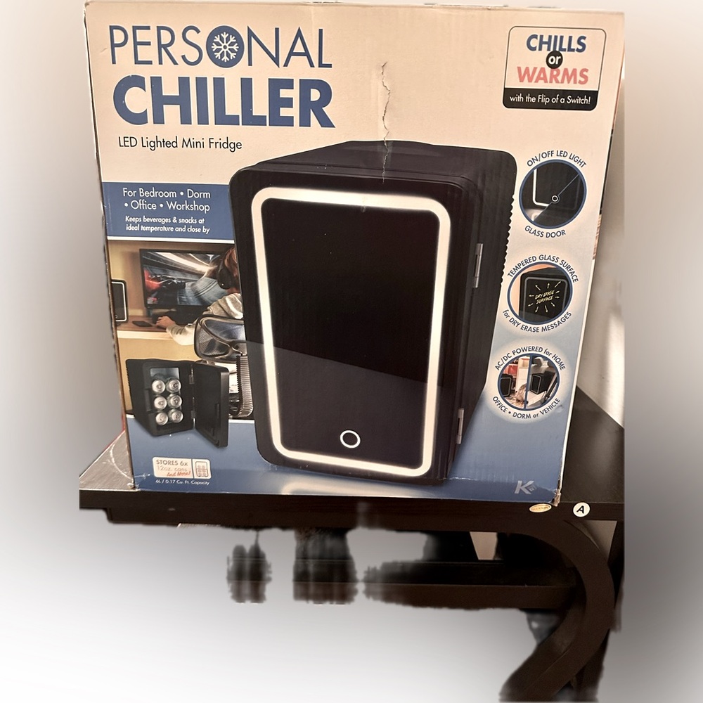 MINI FRIDGE